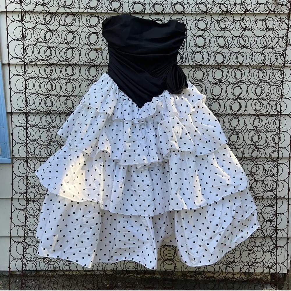 Vint. 80s Zum Zum black Polkadot ruched strapless tiered ruffle pouf prom dress